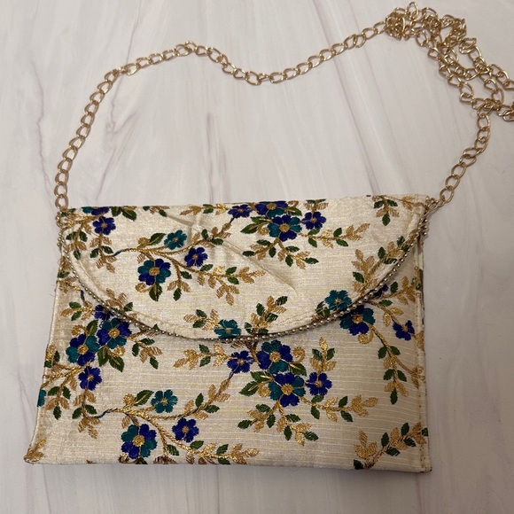 Handbags - NWT Floral Chain Strap Clutch - Cream and Blue side bags